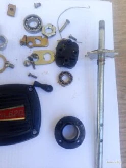 LOT IMPORTANT DE PIECES POUR MOULINET BAM 620 . ( PIECES NEUVES ) -Pêche Expert 00003 LOT IMPORTANT DE PIECES POUR MOULINET BAM 620 . PIECES NEUVES