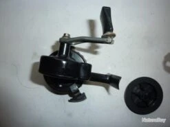 Moulinet Contact 400 Noir Très Bon état Avec Deuxième Bobine Neuve -Pêche Expert 00004 Moulinet Contact 400 noir tres bon etat avec deuxieme bobine neuve