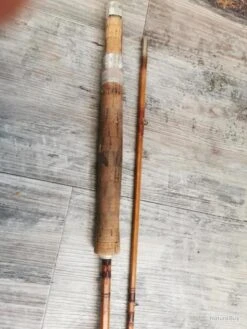 Canne à Mouche En Bambou Refendu Pezon Et Michel