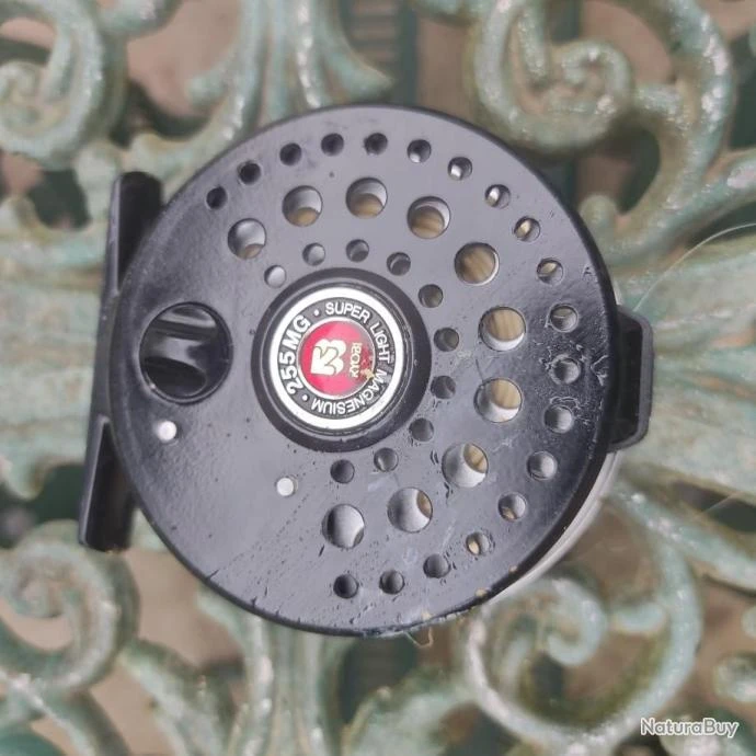 Dam Lot De Moulinets Et Cannes Pro Pour Pêche à La Mouche Et Matériel 6 Dam Lot De Moulinets Et Cannes Pro Pour Pêche à La Mouche Et Matériel – Image 6