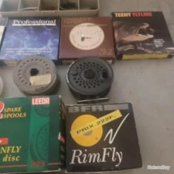 Dam Lot De Moulinets Et Cannes Pro Pour Pêche à La Mouche Et Matériel 19 Dam Lot De Moulinets Et Cannes Pro Pour Pêche à La Mouche Et Matériel -Pêche Expert 00021 Lot de moulinets et cannes pro pour peche a la mouche et materiel