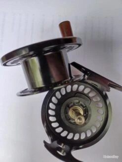 Moulinet Mouche ROSS CANYON N°1 (made In USA).Jamais Servi. Noir Anodisé. Large Arbor. Soie 0 à 3. 20 Moulinet Mouche ROSS CANYON N°1 (made In USA).Jamais Servi. Noir Anodisé. Large Arbor. Soie 0 à 3. -Pêche Expert 00036 Moulinet mouche ROSS CANYON N 1 made in USA .Jamais servi. Noir anodise. Large arbor. Soie 0 a 3