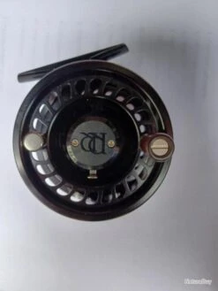 Moulinet Mouche ROSS CANYON N°1 (made In USA).Jamais Servi. Noir Anodisé. Large Arbor. Soie 0 à 3. 22 Moulinet Mouche ROSS CANYON N°1 (made In USA).Jamais Servi. Noir Anodisé. Large Arbor. Soie 0 à 3. -Pêche Expert 00038 Moulinet mouche ROSS CANYON N 1 made in USA .Jamais servi. Noir anodise. Large arbor. Soie 0 a 3